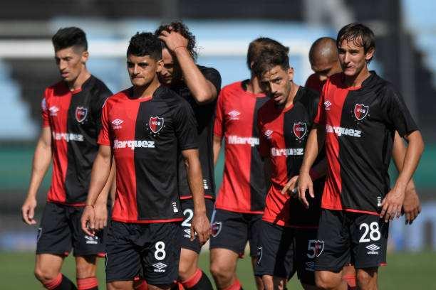  沃尔夫斯堡防守稳固，零封对手登积分榜前三  